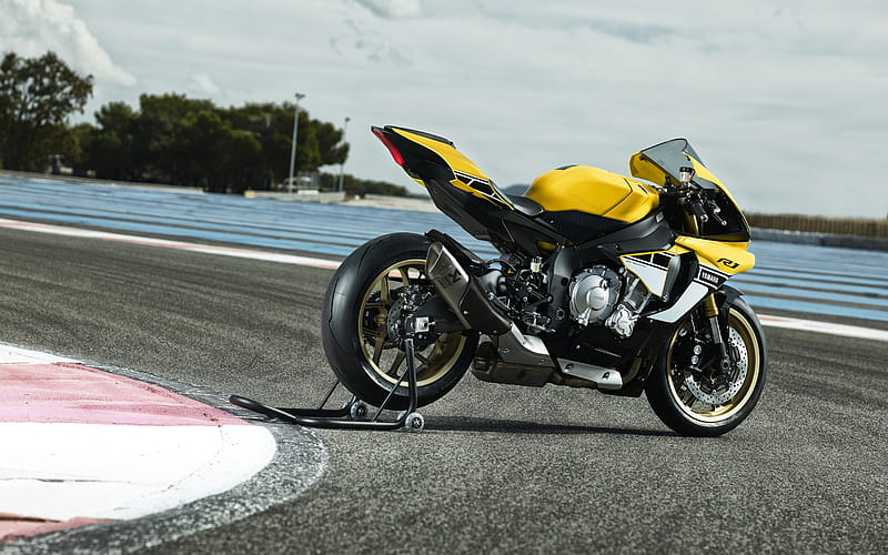 Yamaha YZF-R1, Anniversary Edition, 2018, sports bike, racing track, new yellow black YZF-R1, Japanese motorcycles, Yamaha, HD wallpaper