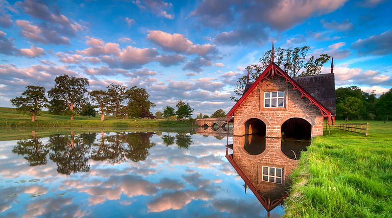 wonderful carton boathouse in kildare ireland, bridge, grass, boathouse, reflection, clouds, lake, HD wallpaper