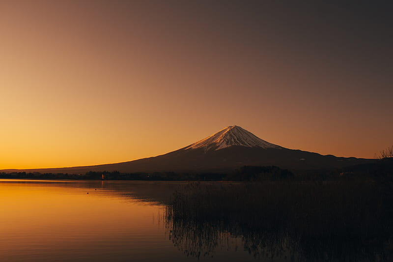 silhouette graphy of mountain near lake during dawn, HD wallpaper