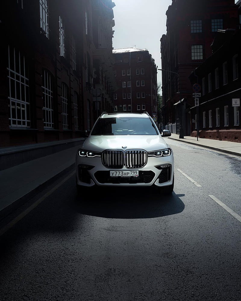 BMW X7, luxury, road, street, suv, vehicle, HD phone wallpaper