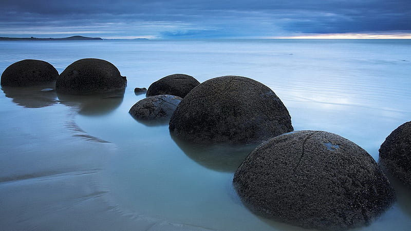 boulders like bowling balls, beach, sea, blue, boulders, HD wallpaper