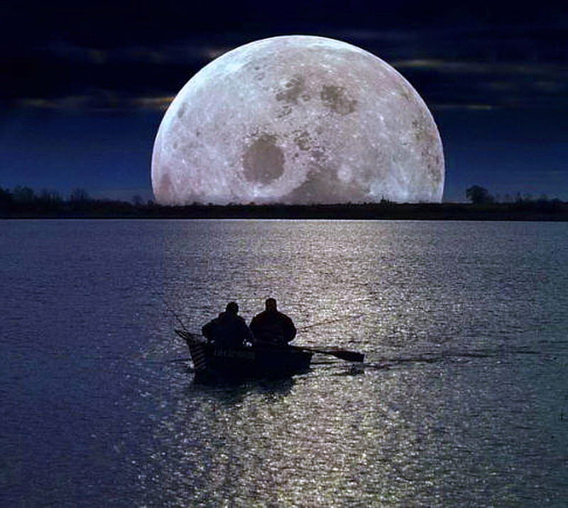 Neath the moon, moon, boat, men, ocean, full, reflection, HD wallpaper