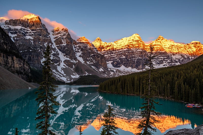 Moraine Lake at Sunrise, mountains, nature, reflection, canada, lake, HD wallpaper