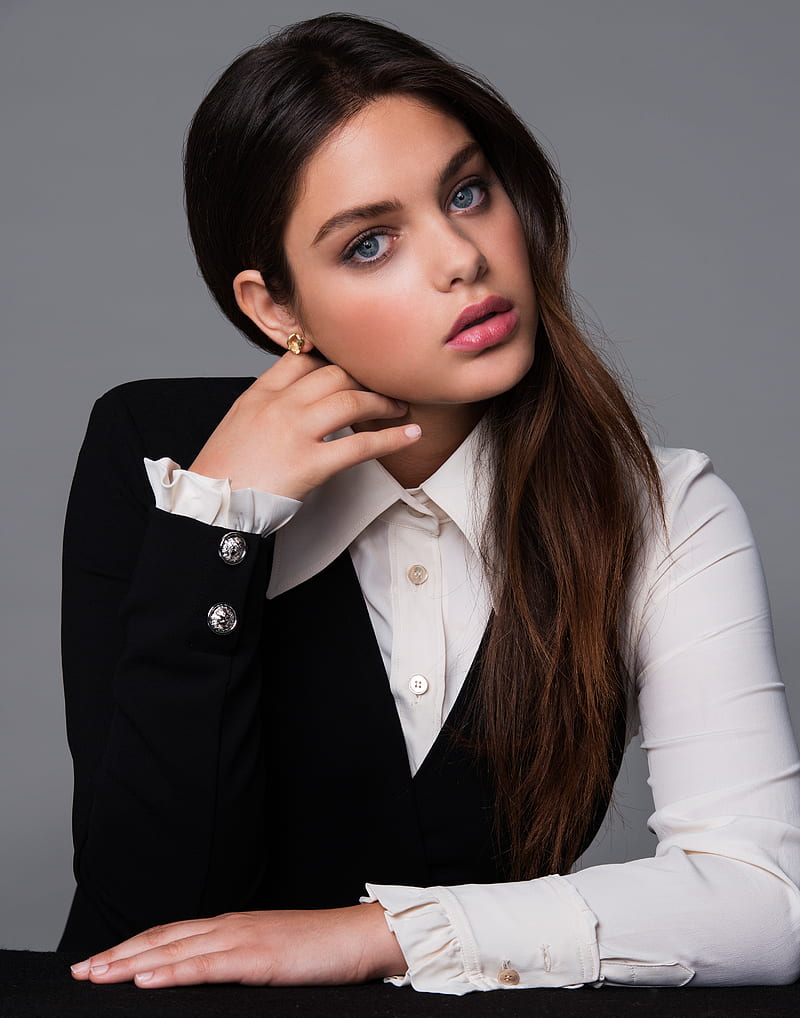 Odeya Rush, actress, model, women, blue eyes, simple background, brunette, portrait display, HD phone wallpaper