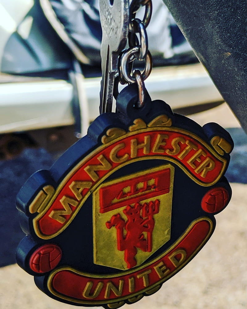 Man U keychain, chains, man utd, manchester united, red devils, HD phone wallpaper