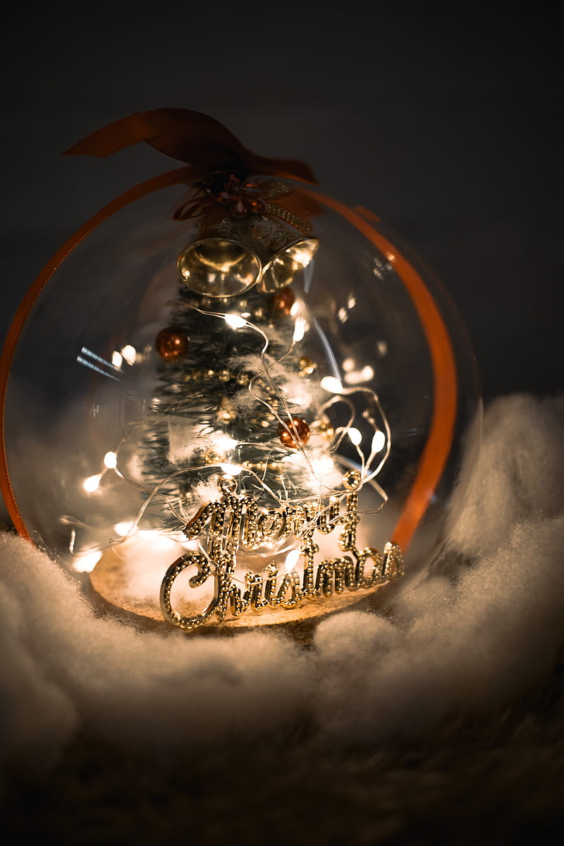 Gold and silver round christmas ornament, HD phone wallpaper | Peakpx