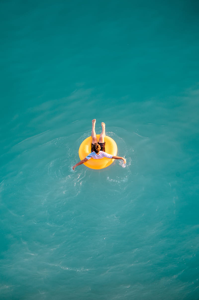 boy sitting on buoy, HD phone wallpaper