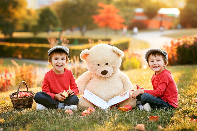 Teddy's tale, autumn, children, toy, picnic, boy, trio, copil, white, teddy bear, couple, HD wallpaper