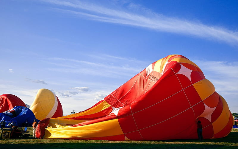Colorful hot air balloons during inflation, HD wallpaper