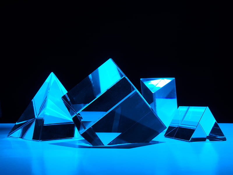 pyramid, glass, facets, prism, reflection, HD wallpaper
