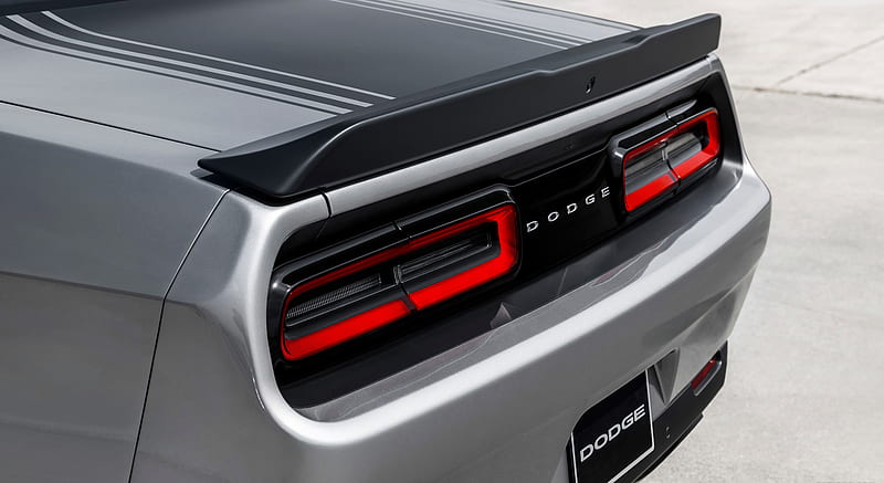 2015 Dodge Challenger 392 HEMI Scat Pack Shaker - Spoiler , car, HD wallpaper
