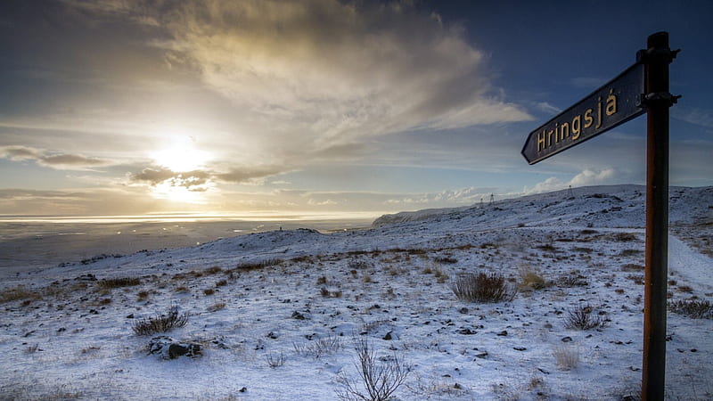 a sign post in the middle of nowhere in iceland, sign post, sun, prairie, clouds, winter, HD wallpaper