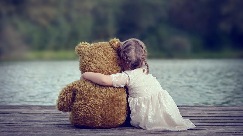 Cute Little Girl Is Sitting On Wood Dock With Teddy Toy Cute, HD wallpaper