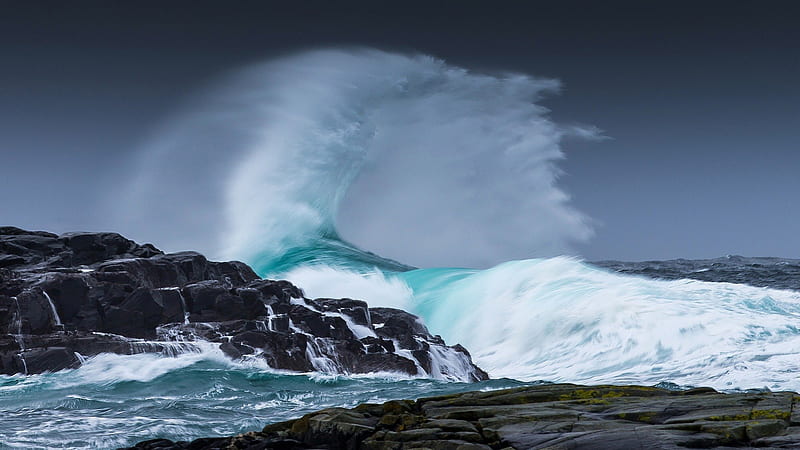 amazing ocean wave crashing on the rocks, azure, rocks, spray, waves, sea, HD wallpaper