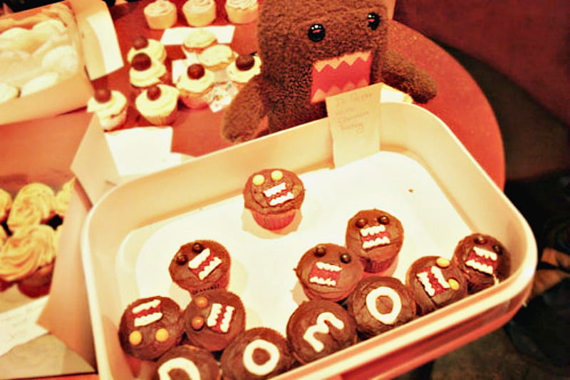 Domo ( Cupcakes ), cupcake, cute, domo, cupcakes, goods, yummy, random, HD wallpaper