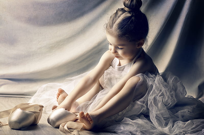 Little girl, kid, fair, graphy, people, hand, ballet, beauty, child, face, pink, bonny, Belle, leg, lovely, comely, pure, blonde, baby, sit, cute, girl, feet, childhood, white, shoes, pretty, adorable, sweet, sightly, nice, Hair, little, Nexus, bonito, dainty, barefoot, princess, HD wallpaper
