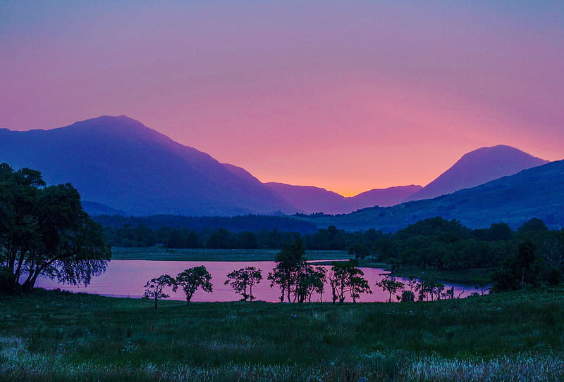 The glow before sunrise in the West Scottish Highlands, sky, mountains, hills, colors, trees, lake, HD wallpaper