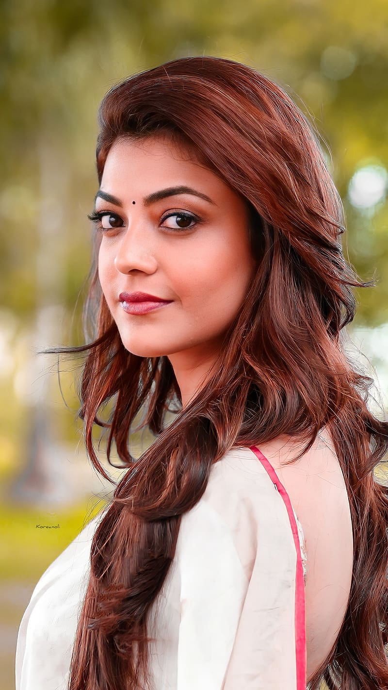 Kajal Heroine, Side Look, actress, model, indian, saree look, HD phone wallpaper