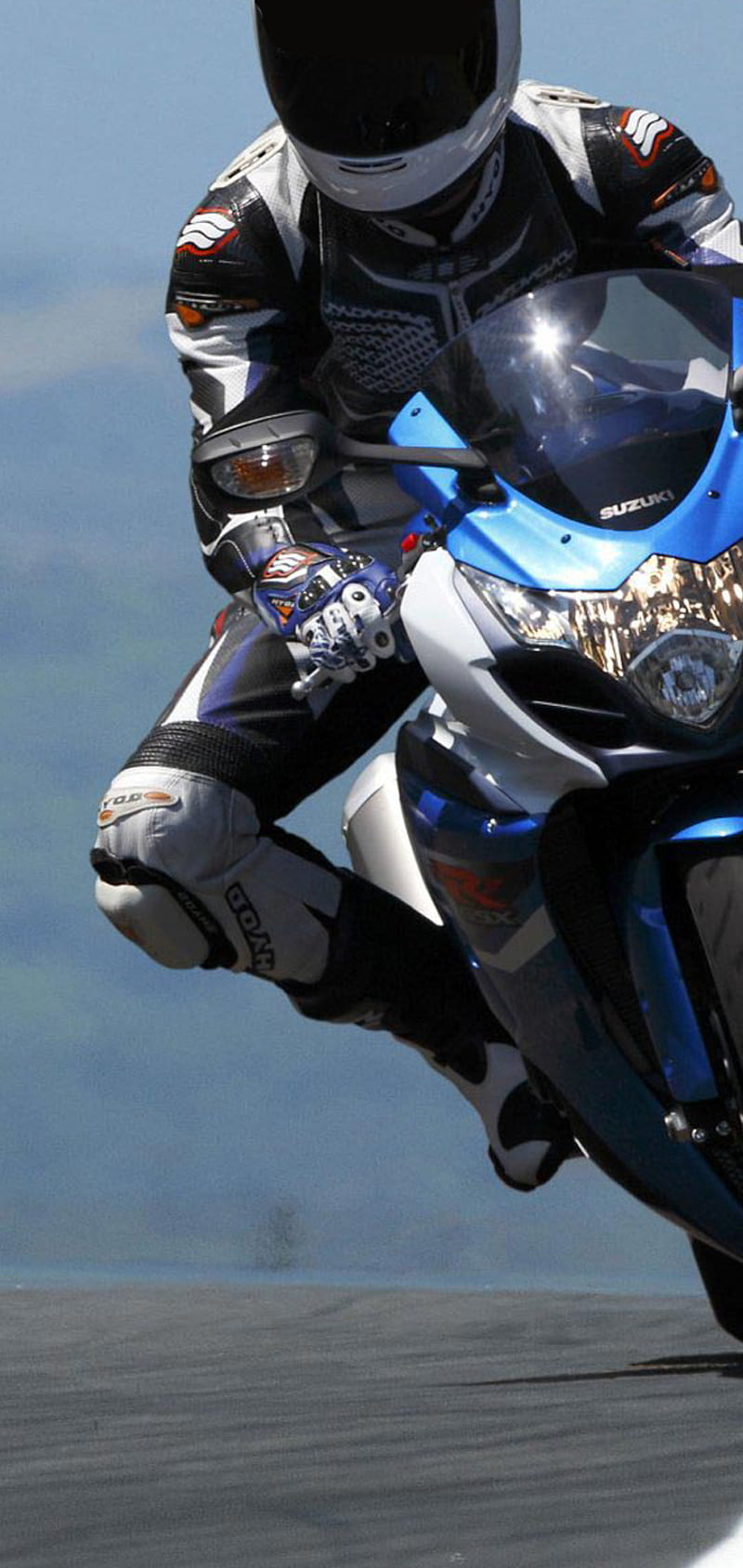 GSXR Rider Cycle, bike, helmet, motorcycle, notch, oneplus, racing, suzuki, HD phone wallpaper
