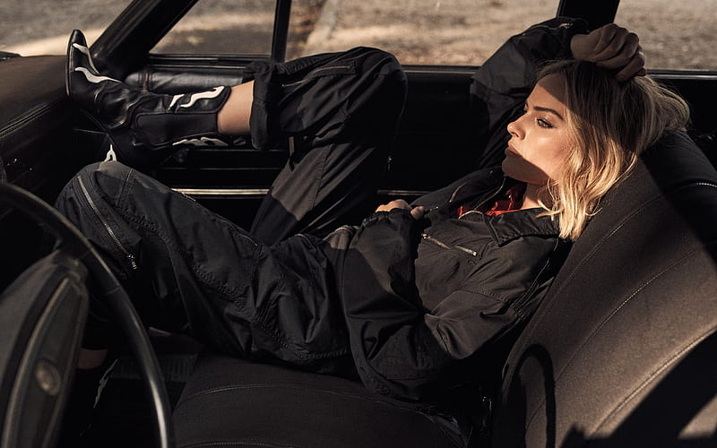 Margot Robbie, australian actress, shoot, blonde, black suit, woman in car, HD wallpaper