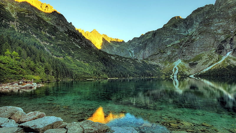 wonderful clear mountain lake, rocks, clear, mountains, sunshine, lake, HD wallpaper