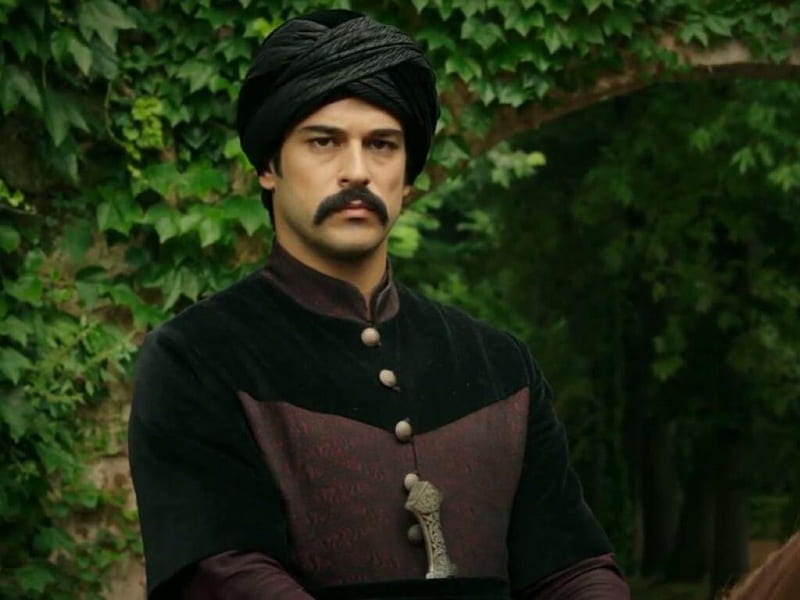 Burak Ozcivit as Bali Bey, Burak Ozcivit, Magnificent Century, man, hat, green, tv series, Bali Bey, turkish, actor, HD wallpaper