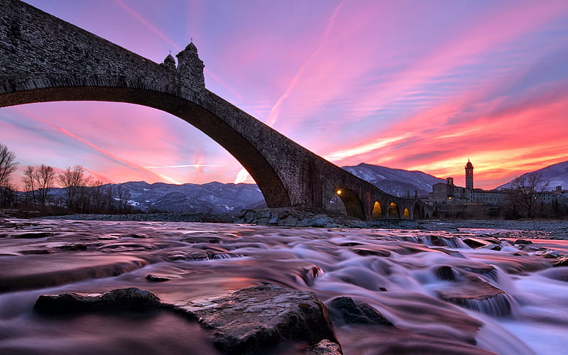 Bobbio, stone bridge, evening, sunset, mountain landscape, Italy, Emilia Romagna, HD wallpaper