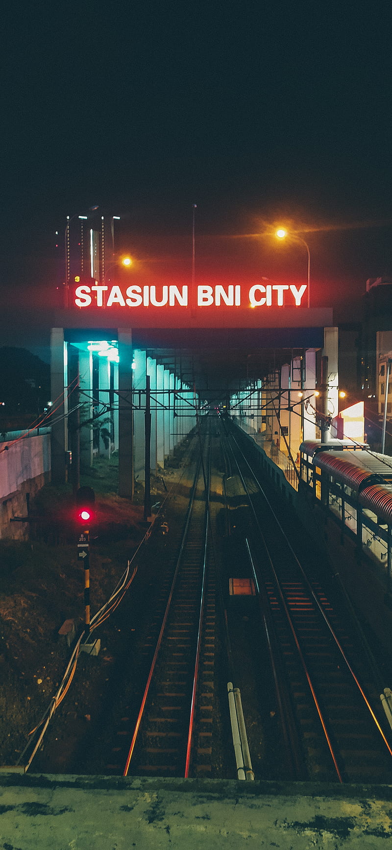 Stasiun BNI City, black, jakarta, kereta, kereta malam, mrt, night, railway, tour, train, HD phone wallpaper