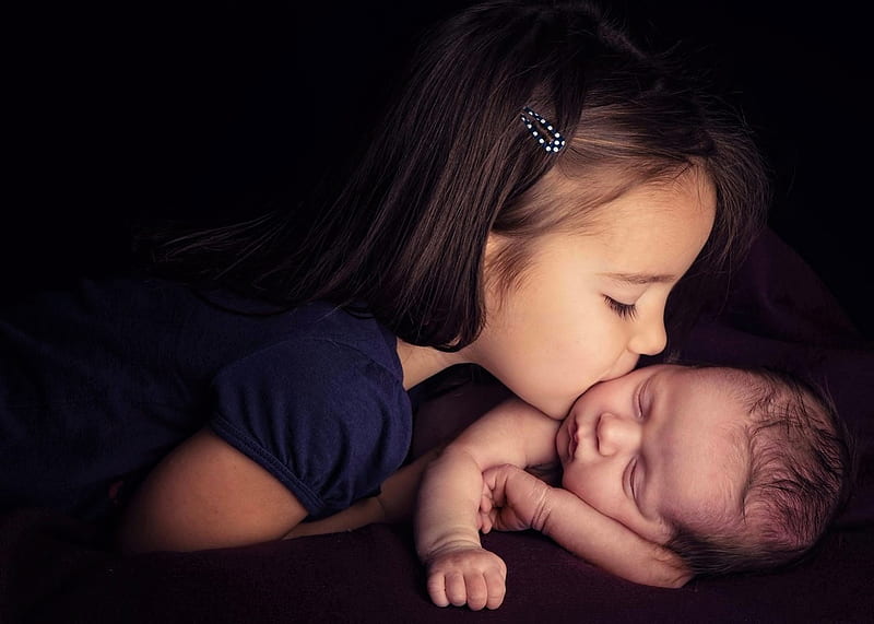 Kissing the baby, born, baby, kiss, Child, HD wallpaper | Peakpx