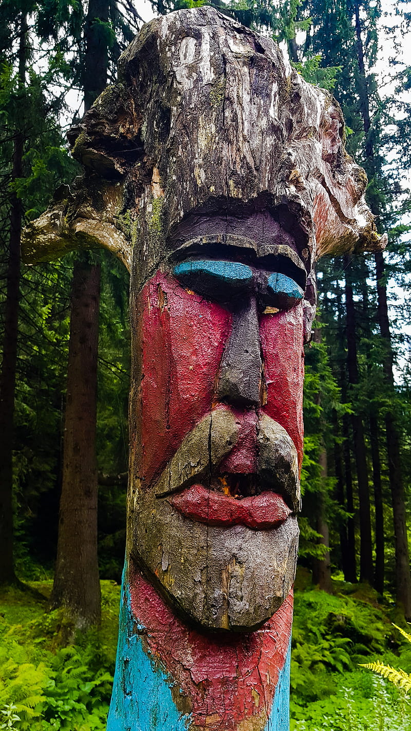Wood sculpture, art, color, face, forest, nature, HD phone wallpaper