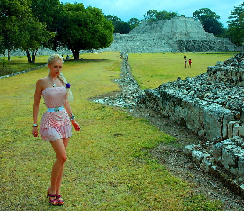 Valeria Lukyanova, large open space, blonde, flower, sandals, trees, pink dress, mayan or aztec ruins, no straps, pigtail, people, walking, HD wallpaper