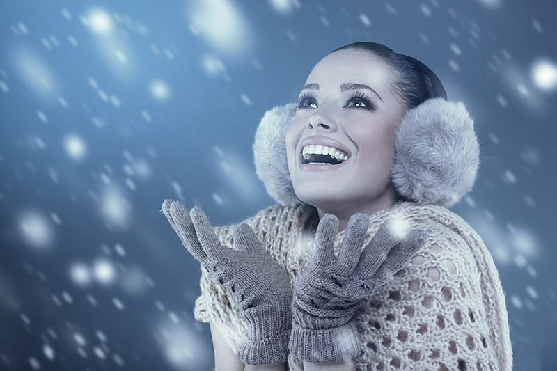 Happy Winter, smile, woman, snow, winter, HD wallpaper