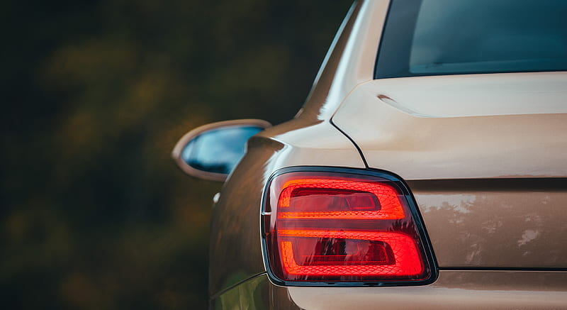 2021 Bentley Flying Spur V8 - Tail Light, car, HD wallpaper | Peakpx