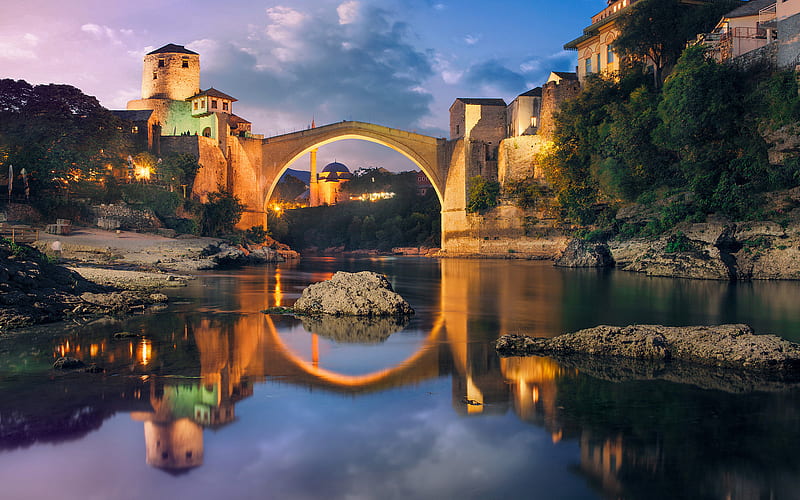 Old bridge, pedestrian arch bridge, Mostar, Bosnia and Herzegovina, Neretva river, evening, stone bridge, HD wallpaper