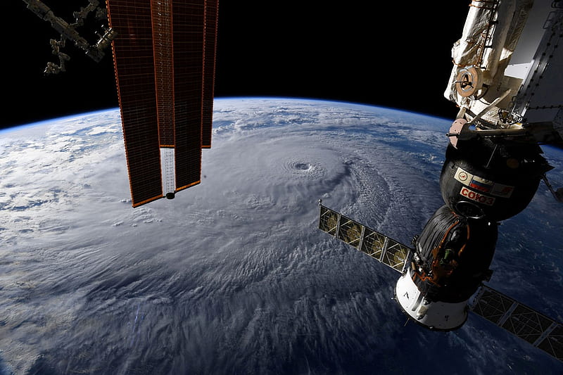 Hurricane Lane on 22 August 2018, International Space Station, 22 August 2018, Hurricane Lane, HD wallpaper