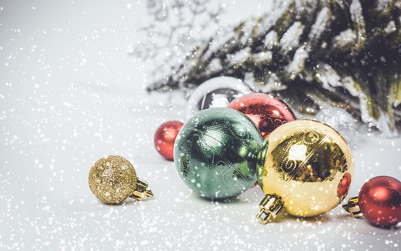 Christmas balls, winter, New Year, snow, Christmas, happy new year, Christmas background with balls, HD wallpaper