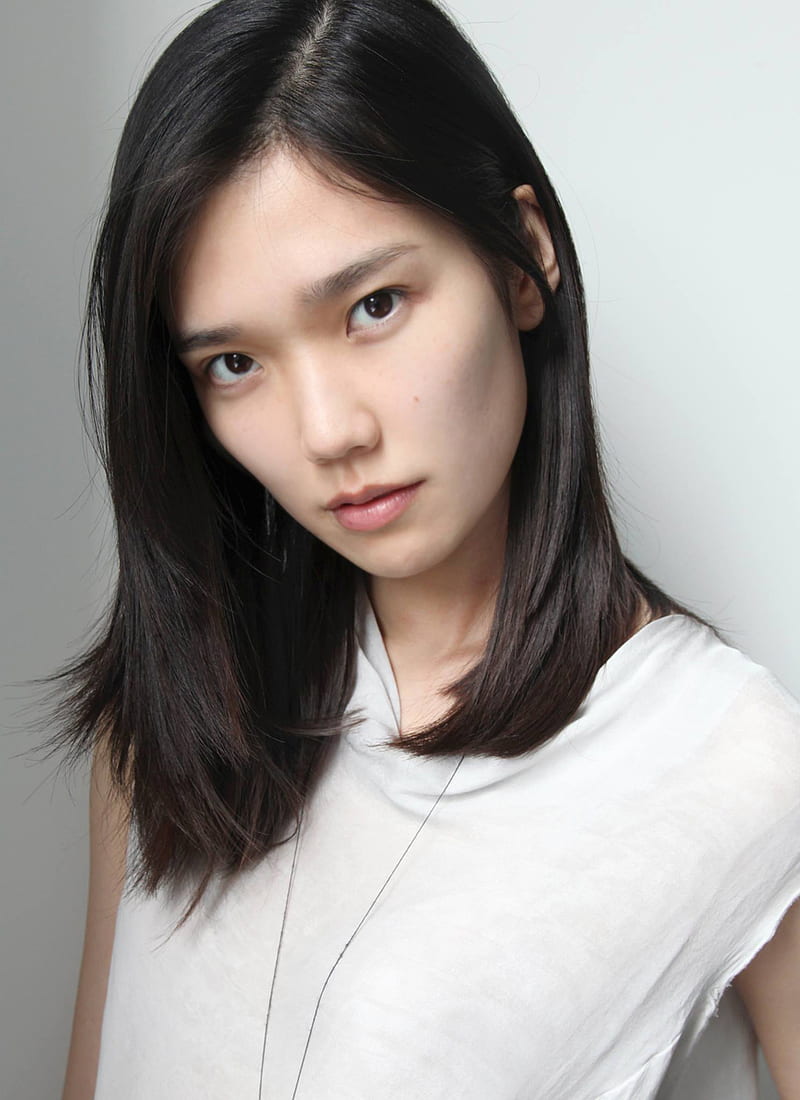 Tao Okamoto, women, model, Japanese, Asian, actress, brunette, simple background, Japanese women, HD phone wallpaper