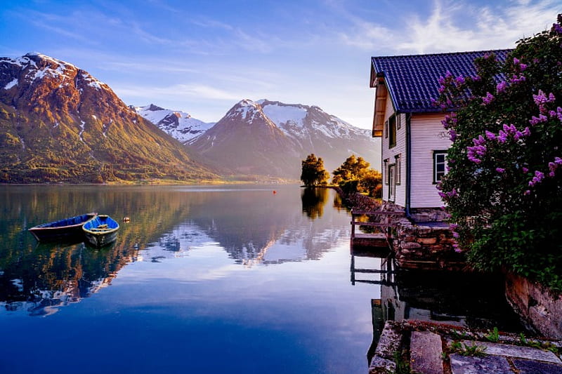 LAKE HOUSE, house, boats, mountains, flowers, lake, HD wallpaper