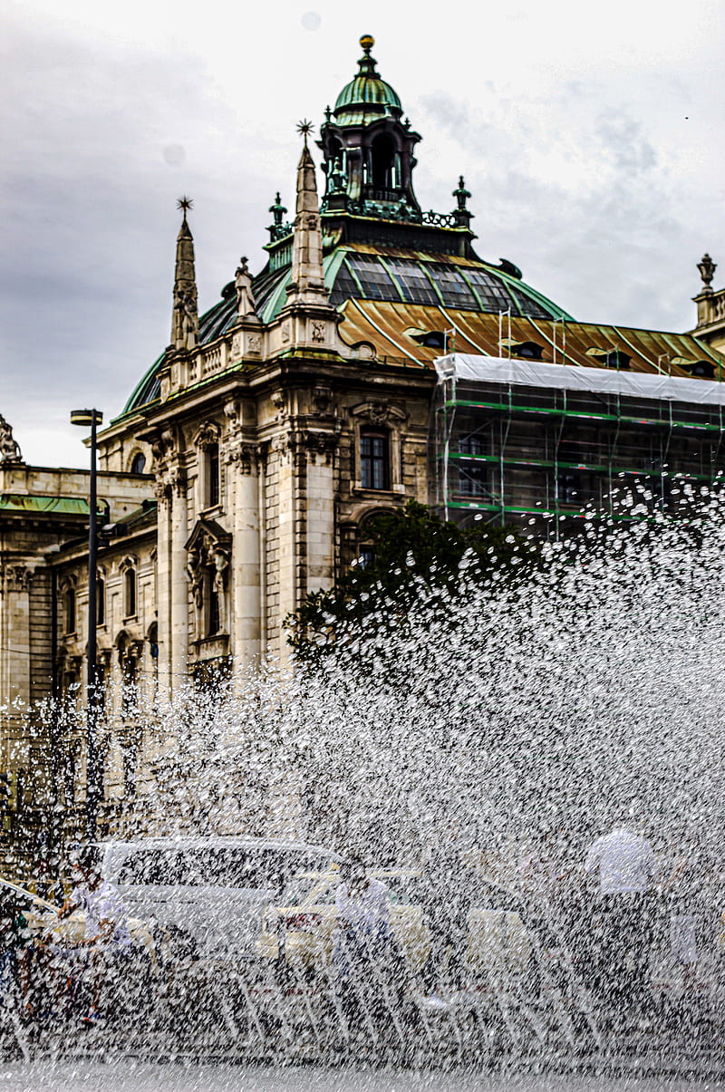 water fountain in front of green and brown building, HD phone wallpaper