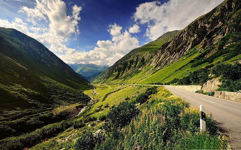 mountain valley-Beautiful mountain scenery, HD wallpaper