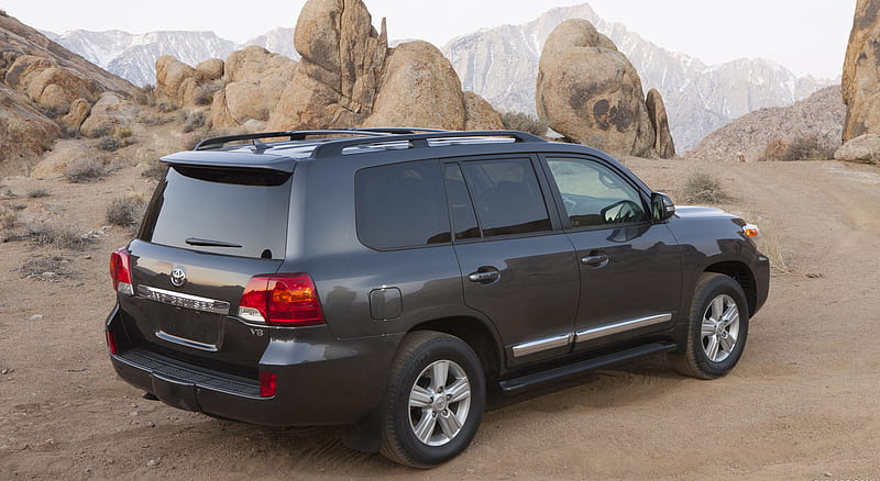 2013 Toyota Land Cruiser Off-Road - Rear , car, HD wallpaper