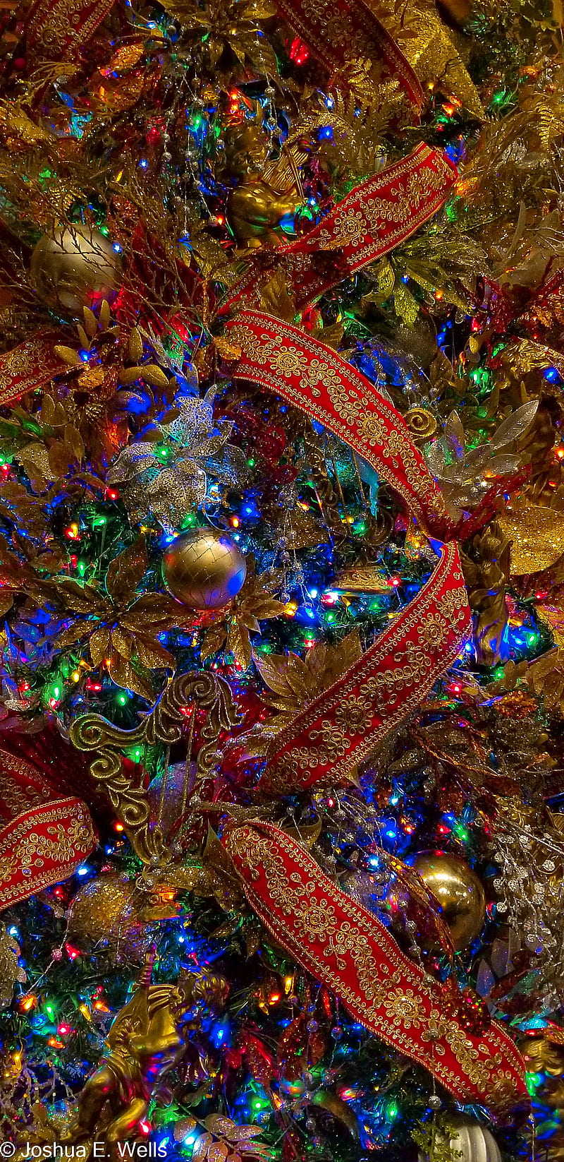Christmas Ribbon, garlend, holidays, lights, new years, ornaments, presents, santa clause, shiney, HD phone wallpaper