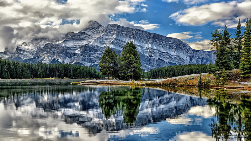 Reflection Of Alberta Banff National Park Canada Mount Rundle Mountain On Vermilion Lake Nature, HD wallpaper
