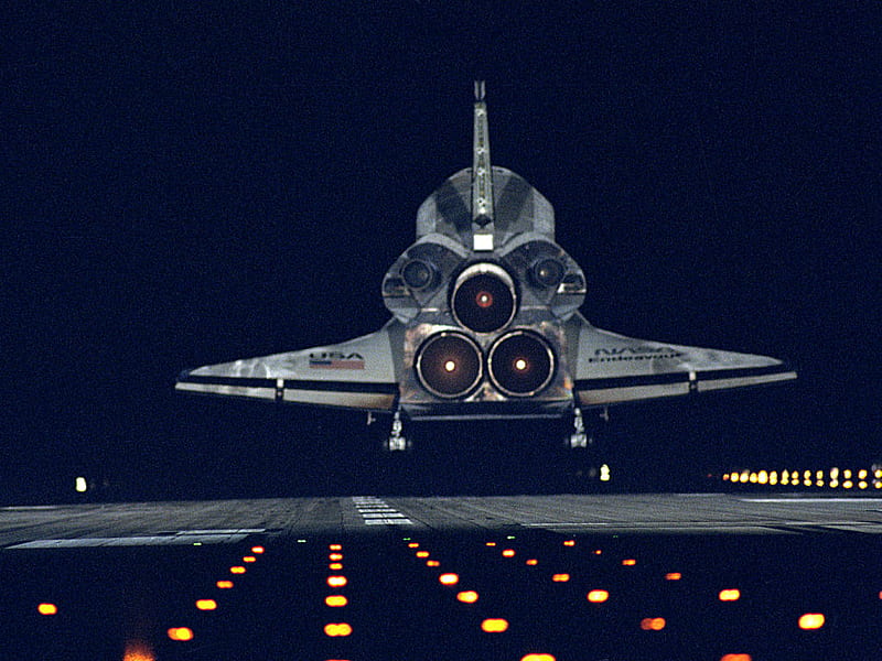 Rear of Space Shuttle Endeavor Landing, space shuttle, HD wallpaper