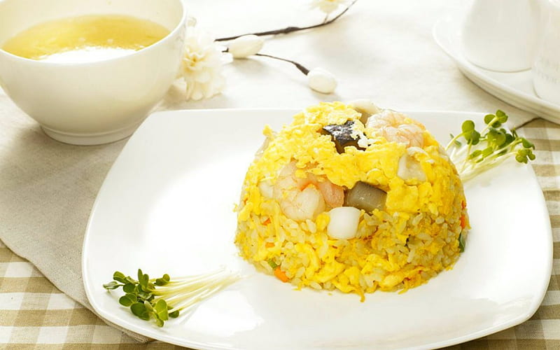 Fried Rice in White Plate, yellow, plate, fried rice, food, HD wallpaper