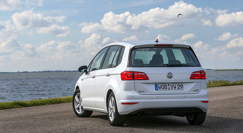 Forord garage Sequel 2015 Volkswagen Golf Sportsvan TSI BlueMotion - Rear, car, HD wallpaper |  Peakpx