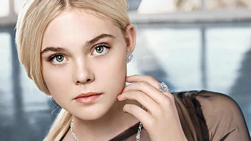 Gorgeous Mary Elle Fanning With Shallow Background Mary Elle Fanning, HD wallpaper
