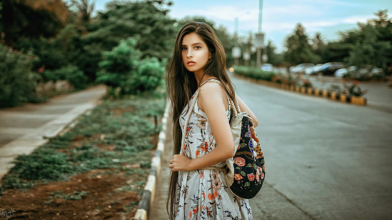 Girl Backpack Outdoors Looking Back , girls, model, HD wallpaper