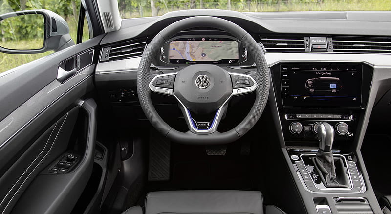 2020 Volkswagen Passat GTE Variant (Plug-In Hybrid; EU-Spec) - Interior ...