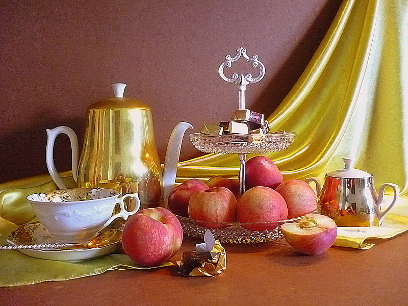 still life, candy, bonito, fruit, graphy, gold, cup, drink, peach, luxury, harmony, HD wallpaper